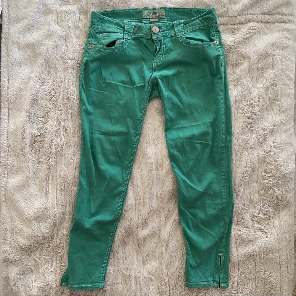 Jolt Women’s pants size 9 green , low rise , ankle